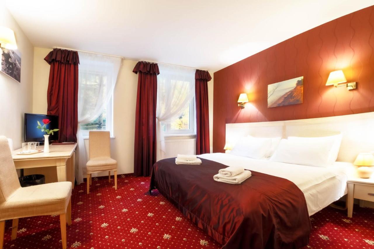 Hotel Pajurio Vieskelis Klaipėda Exteriör bild