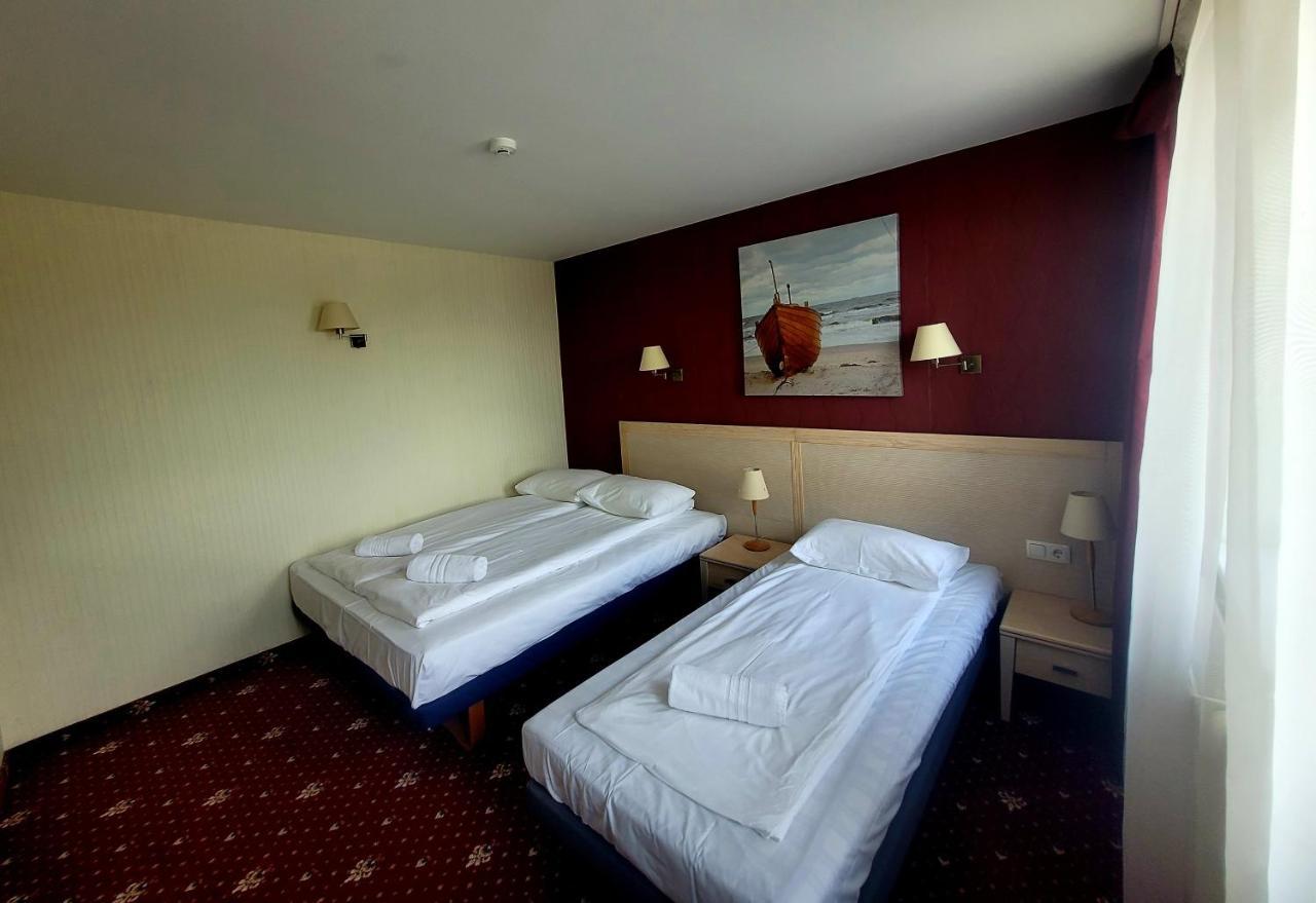 Hotel Pajurio Vieskelis Klaipėda Exteriör bild