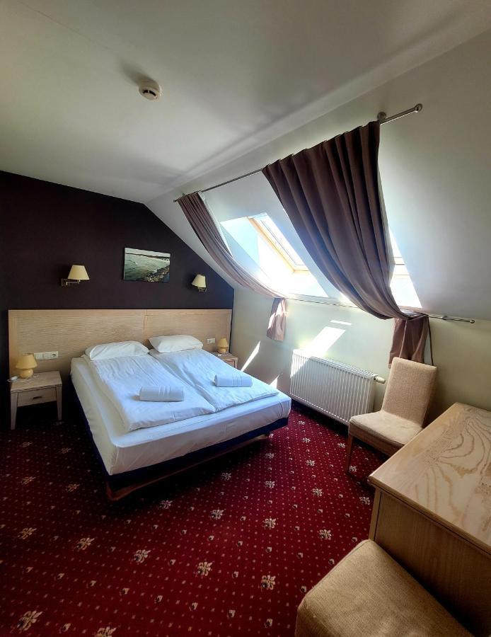 Hotel Pajurio Vieskelis Klaipėda Exteriör bild