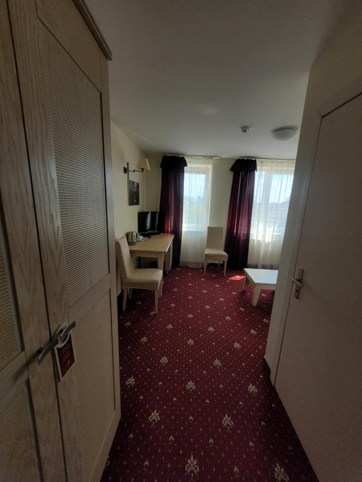 Hotel Pajurio Vieskelis Klaipėda Exteriör bild